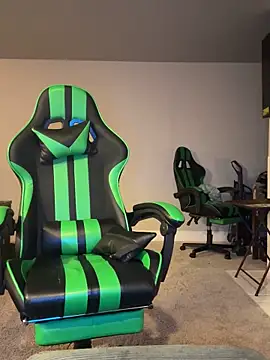 Snapshot of RainFallzxxz chatting on September 27, 2025, 10:20 am RainFallzxxz online show from September 27, 2025, 10:20 am