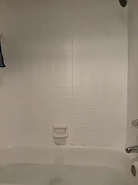 Snapshot of RainFallzxxz chatting on October 12, 2025, 6:18 pm RainFallzxxz online show from October 12, 2025, 6:18 pm