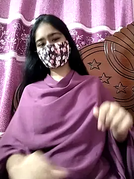 Snapshot of Arisha- chatting on October 13, 2025, 2:50 pm Arisha- online show from October 13, 2025, 2:50 pm