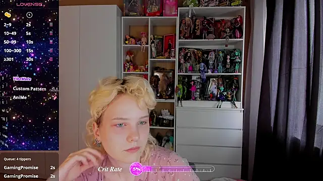 School Love online show from July 27, 2026, 9:49 am