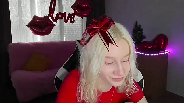 EnigmaSee online show from March 23, 2026, 1:53 am