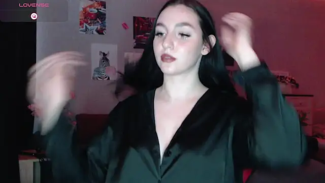 Fluffy Tiffy online show from February 25, 2025, 4:57 am