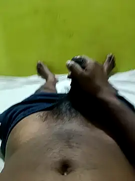 Duskygirl8 online show from April 28, 2026, 2:27 am