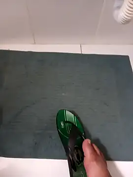 Snapshot of lobomisterioso13 chatting on December 23, 2024, 10:32 am lobomisterioso13 online show from December 23, 2024, 10:32 am