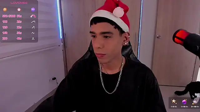 Snapshot of aldrinwhite chatting on December 29, 2024, 8:48 pm aldrinwhite online show from December 29, 2024, 8:48 pm