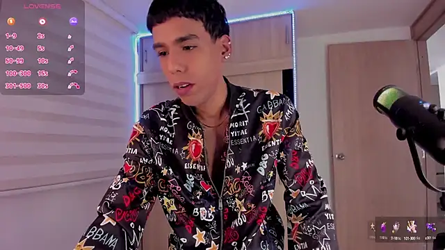 Snapshot of aldrinwhite chatting on December 30, 2024, 6:49 pm aldrinwhite online show from December 30, 2024, 6:49 pm