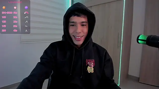 Snapshot of aldrinwhite chatting on January 20, 2025, 3:18 pm aldrinwhite online show from January 20, 2025, 3:18 pm