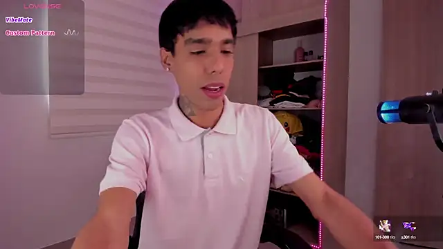 Snapshot of aldrinwhite chatting on February 4, 2025, 2:53 pm aldrinwhite online show from February 4, 2025, 2:53 pm