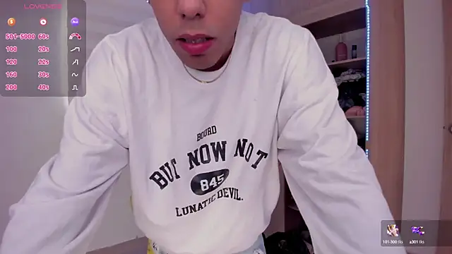 Snapshot of aldrinwhite chatting on March 15, 2025, 4:21 pm aldrinwhite online show from March 15, 2025, 4:21 pm