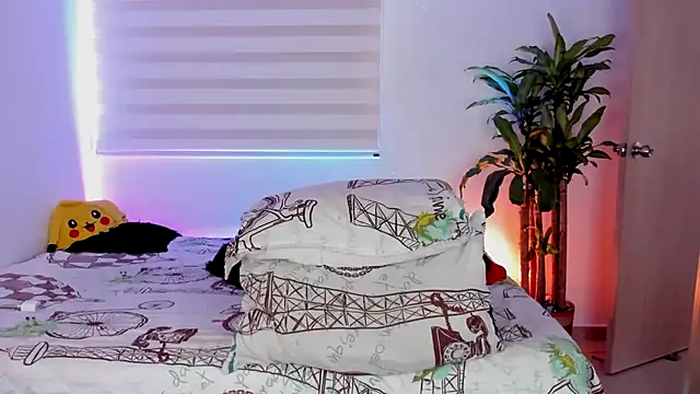 Snapshot of aldrinwhite chatting on October 22, 2025, 5:24 pm aldrinwhite online show from October 22, 2025, 5:24 pm