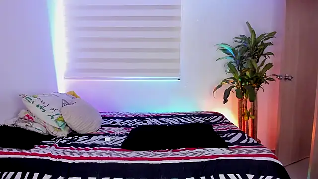 Snapshot of aldrinwhite chatting on October 28, 2025, 3:58 pm aldrinwhite online show from October 28, 2025, 3:58 pm