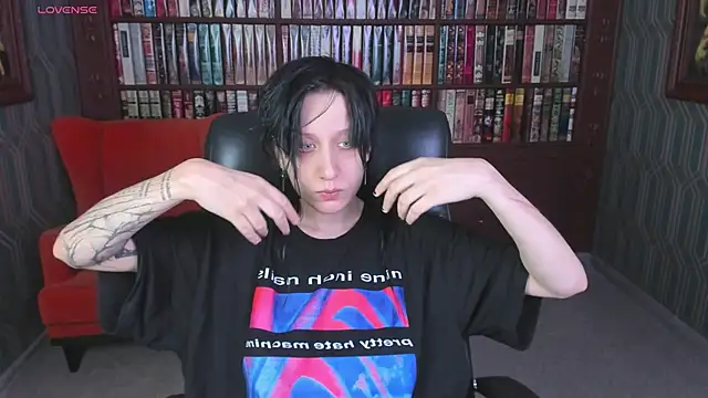 Medusa  Gorgona online show from September 26, 2025, 12:53 pm