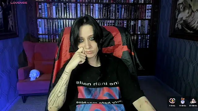 Medusa  Gorgona online show from December 4, 2025, 6:49 pm