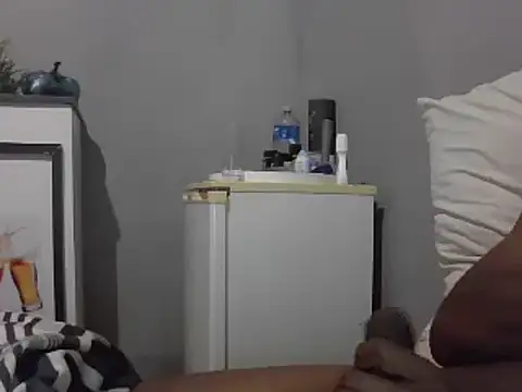 CurvyblxkDixk21 online show from March 11, 2025, 7:58 pm