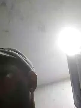 Frankie0880 online show from January 14, 2025, 11:37 pm