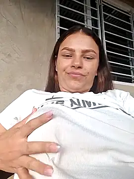 Mommy-Hot online show from February 14, 2025, 10:04 pm