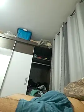 novinho21 062 online show from October 23, 2025, 2:55 am