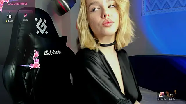 Snapshot of Anna_Robinson chatting on March 17, 2025, 4:08 am Anna Robinson online show from March 17, 2025, 4:08 am