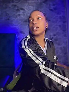 Melany Williams online show from July 28, 2026, 12:23 pm