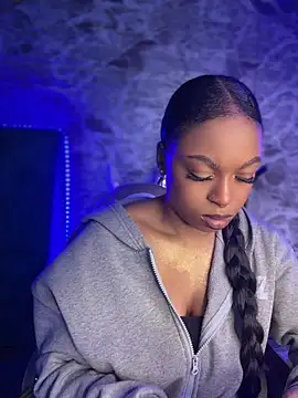 Melany Williams online show from August 5, 2026, 12:41 pm