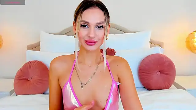 MissLoou online show from October 31, 2025, 6:14 am