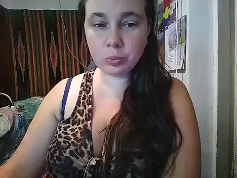 Cora Maro online show from September 9, 2025, 1:54 pm