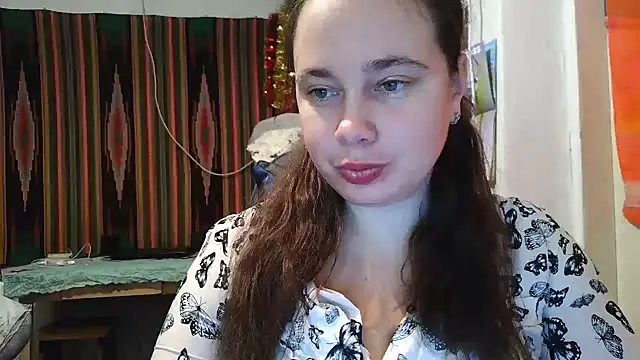 Cora Maro online show from September 29, 2025, 12:32 pm