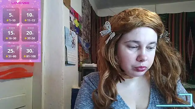 Cora Maro online show from April 30, 2026, 12:11 pm