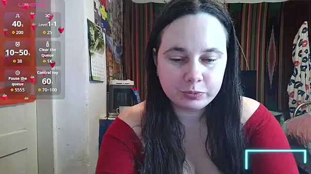 Snapshot of Cora_Maro chatting on May 27, 2026, 2:03 pm Cora Maro online show from May 27, 2026, 2:03 pm