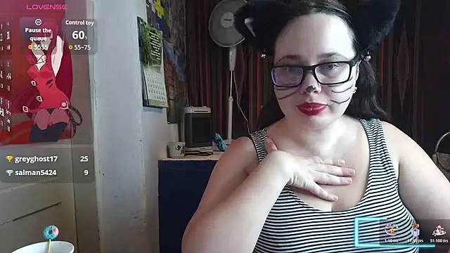 Snapshot of Cora_Maro chatting on July 10, 2026, 1:03 pm Cora Maro online show from July 10, 2026, 1:03 pm