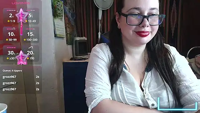 Snapshot of Cora_Maro chatting on July 28, 2026, 12:48 pm Cora Maro online show from July 28, 2026, 12:48 pm