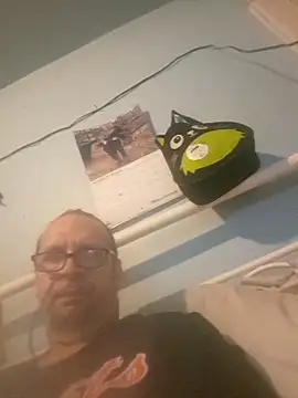 fastesttongue1680 online show from May 6, 2026, 9:14 am