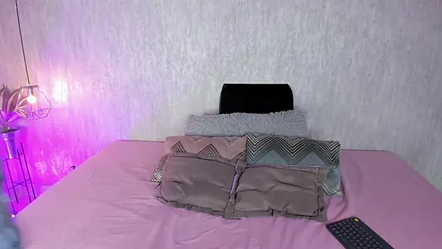 Zaily zcc online show from December 19, 2025, 8:16 pm