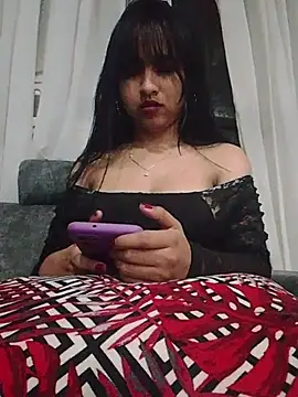 Snapshot of DakotaHoland chatting on February 10, 2026, 1:32 am DakotaHoland online show from February 10, 2026, 1:32 am