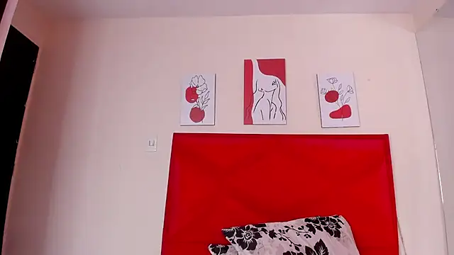 Snapshot of DakotaHoland chatting on February 12, 2026, 6:58 pm DakotaHoland online show from February 12, 2026, 6:58 pm