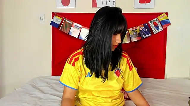 Snapshot of DakotaHoland chatting on June 18, 2026, 3:40 am DakotaHoland online show from June 18, 2026, 3:40 am