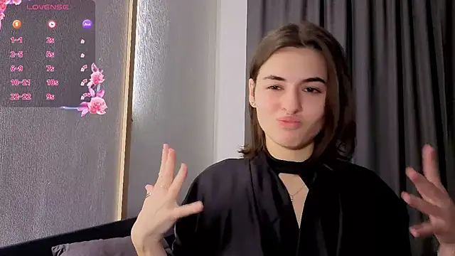 AmiCumOn online show from October 18, 2025, 9:21 am