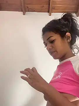 Snapshot of BarbieHotLaura chatting on January 11, 2025, 4:14 pm BarbieHotLaura online show from January 11, 2025, 4:14 pm