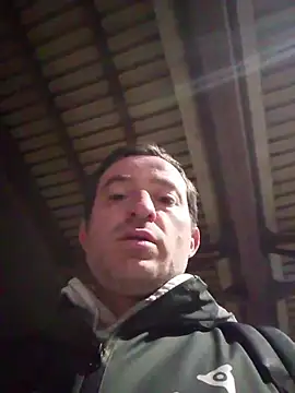 Snapshot of openlegsforyou chatting on February 25, 2026, 5:17 am openlegsforyou online show from February 25, 2026, 5:17 am