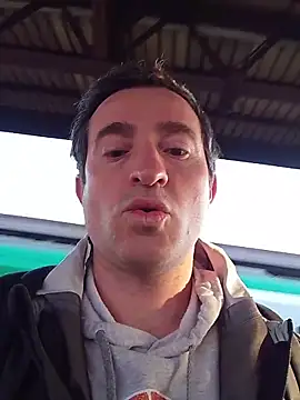 Snapshot of openlegsforyou chatting on March 16, 2026, 6:17 am openlegsforyou online show from March 16, 2026, 6:17 am