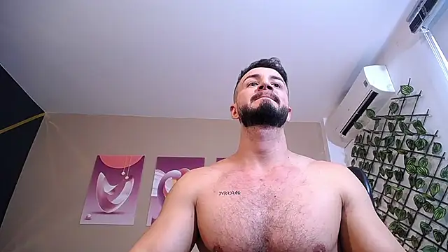 Snapshot of AndyBlass chatting on January 28, 2025, 4:52 pm AndyBlass online show from January 28, 2025, 4:52 pm