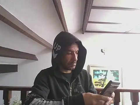elkike1980 online show from July 22, 2026, 12:08 pm