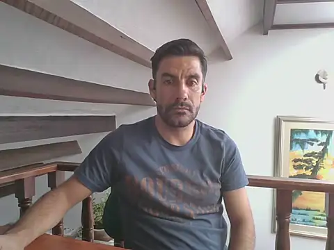 elkike1980 online show from July 28, 2026, 4:39 pm