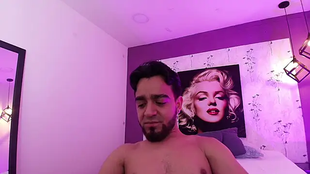 Snapshot of Little_Alann chatting on January 20, 2025, 5:59 pm Little Alann online show from January 20, 2025, 5:59 pm