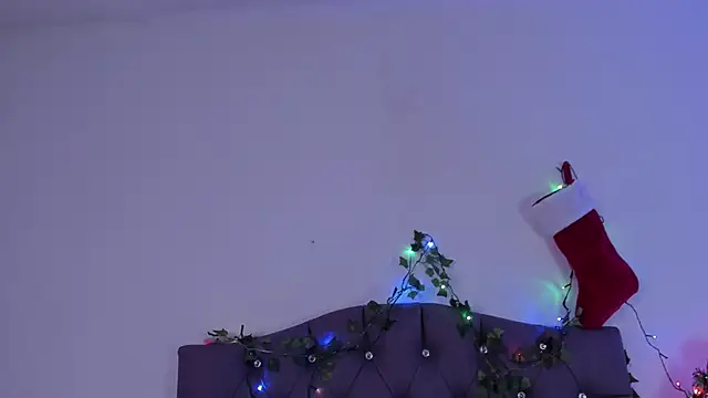 Nyx nayla online show from December 14, 2024, 3:07 am