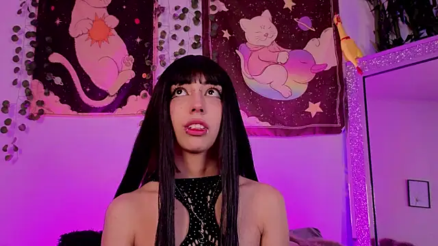 Nyx nayla online show from December 16, 2025, 7:02 am