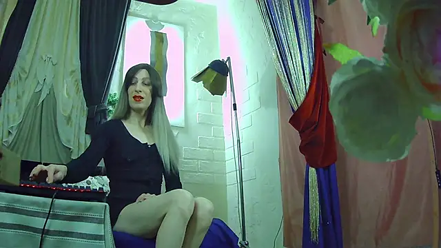 Snapshot of Mary_Loon chatting on January 7, 2026, 1:24 pm Mary Loon online show from January 7, 2026, 1:24 pm