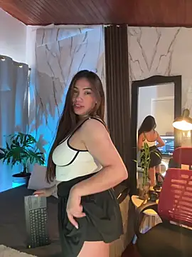 emmily d online show from May 4, 2026, 6:48 pm