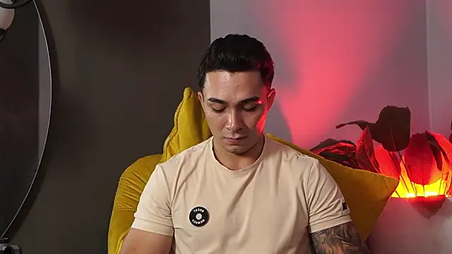 Ryan Hunt online show from October 11, 2025, 12:58 pm