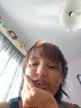 LorenRosse online show from October 11, 2025, 5:50 am